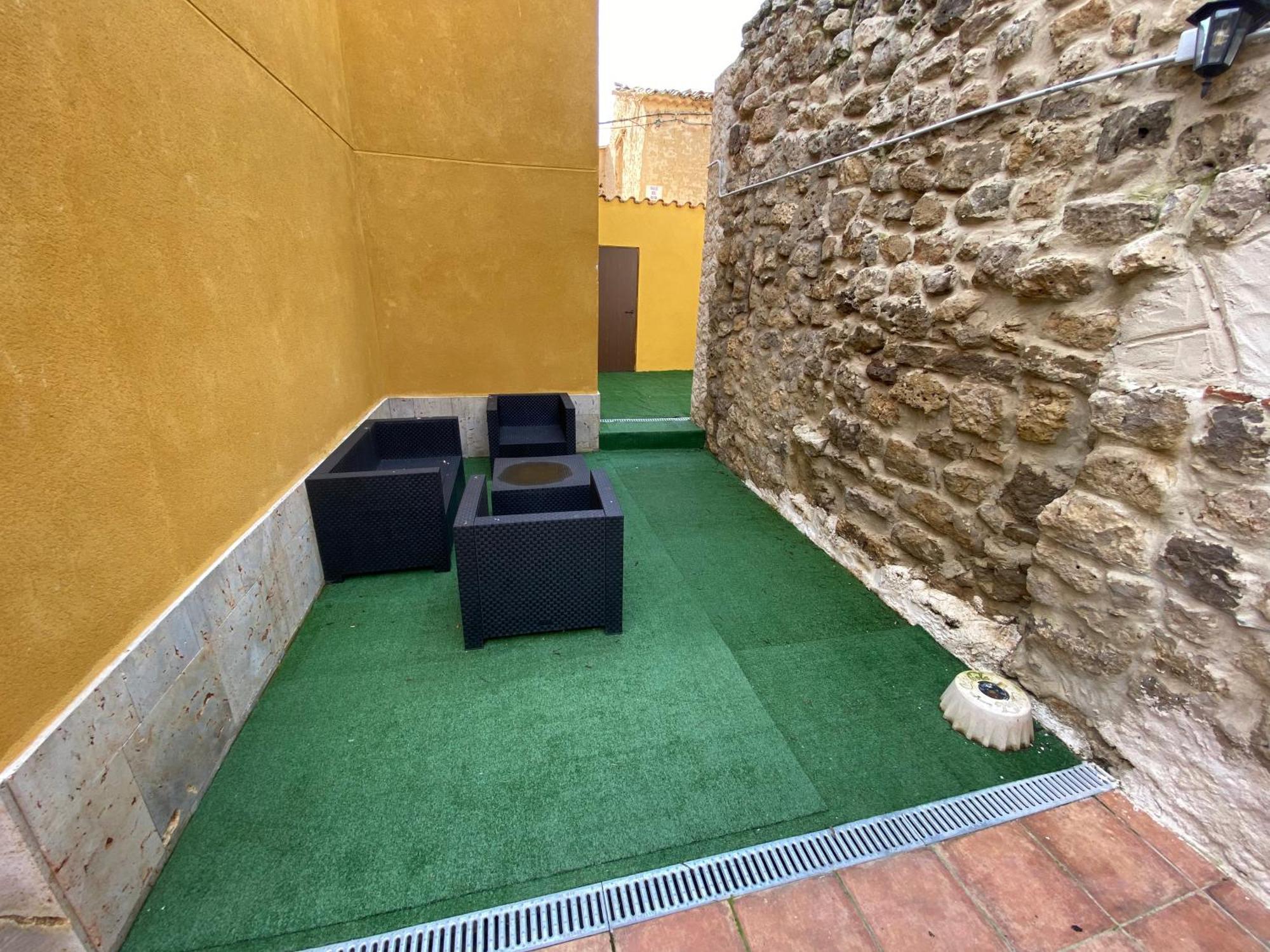 Casa Rural Los Valles Valdenebro de los Valles エクステリア 写真